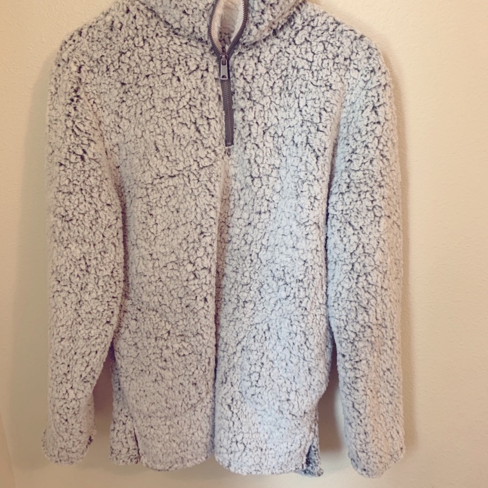 Fluffy quarter zip